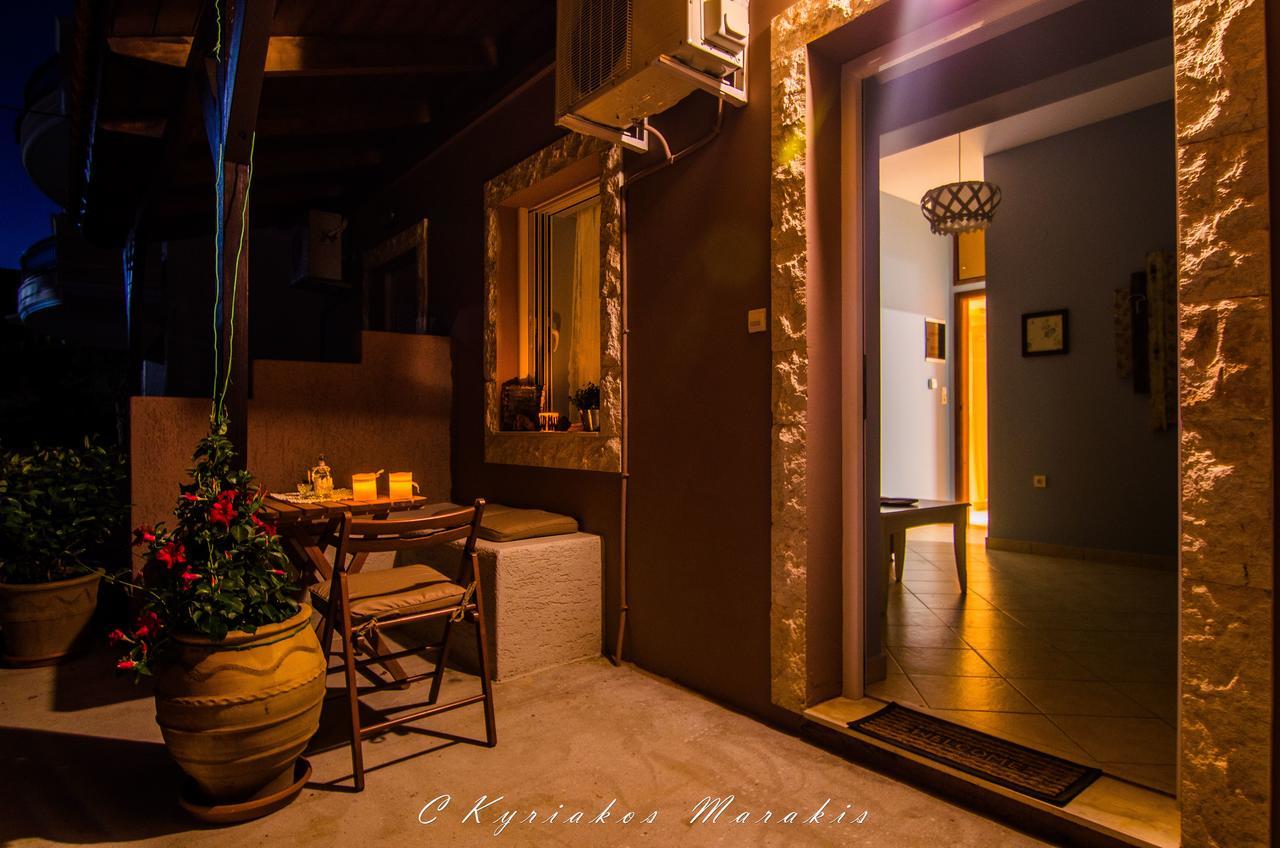 La Casa Del Vitsi Apartment Palaiochora Luaran gambar