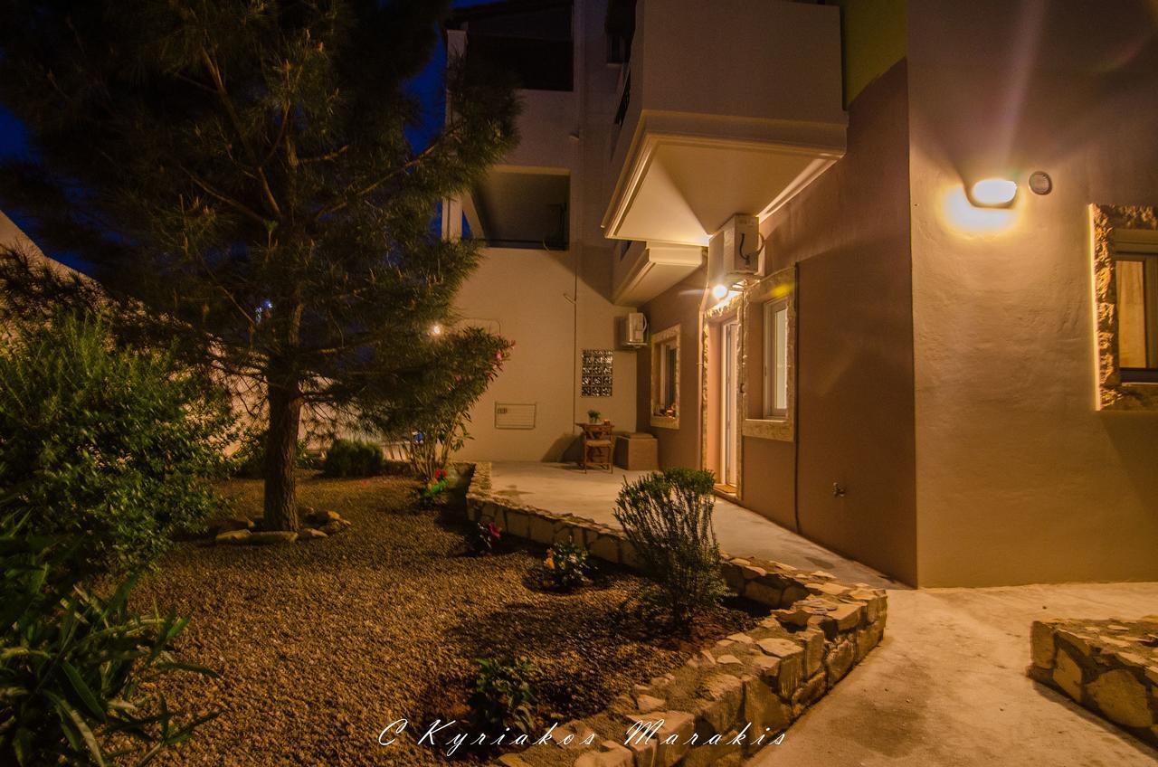 La Casa Del Vitsi Apartment Palaiochora Luaran gambar