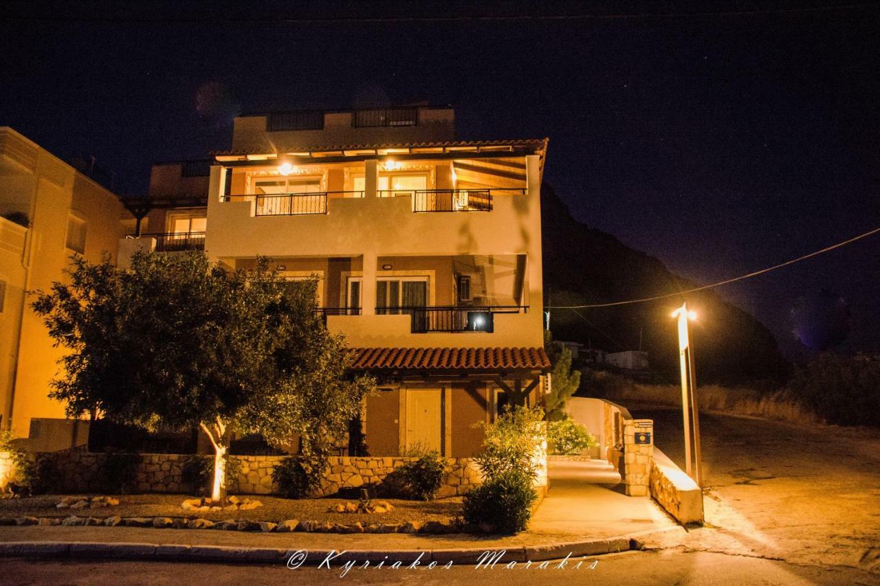 La Casa Del Vitsi Apartment Palaiochora Luaran gambar