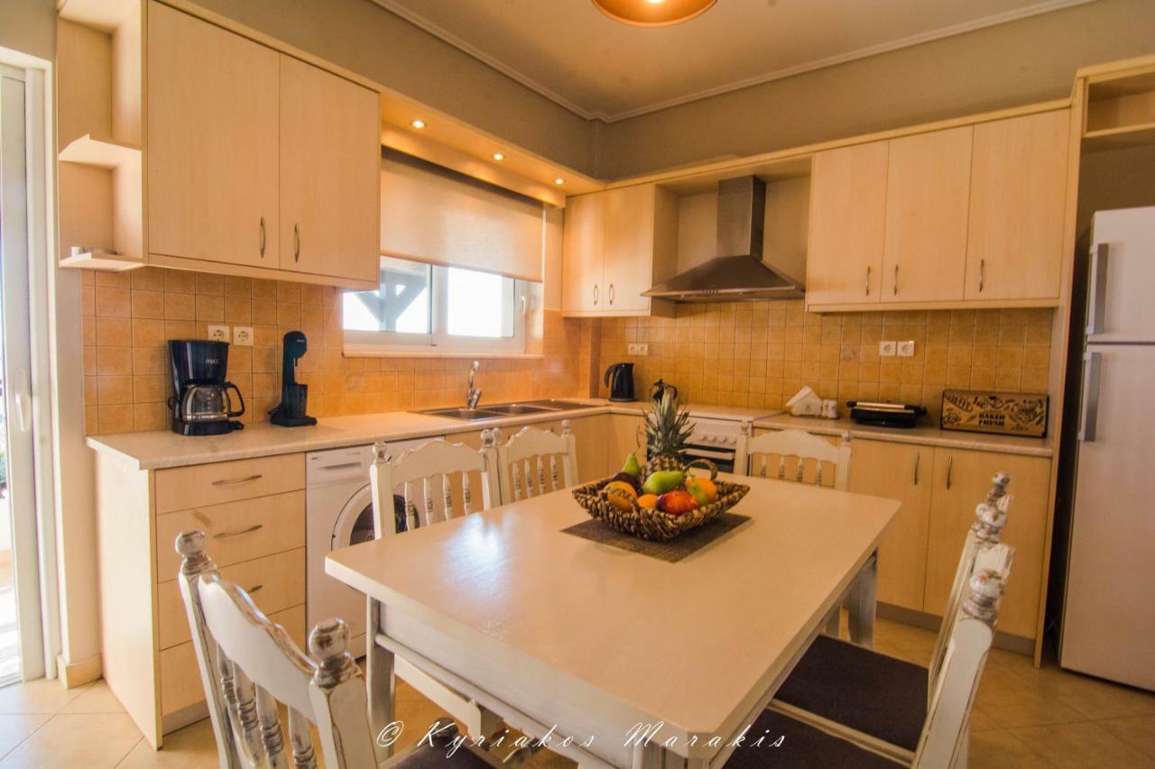 La Casa Del Vitsi Apartment Palaiochora Luaran gambar
