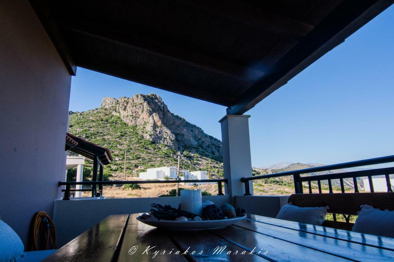 La Casa Del Vitsi Apartment Palaiochora Luaran gambar