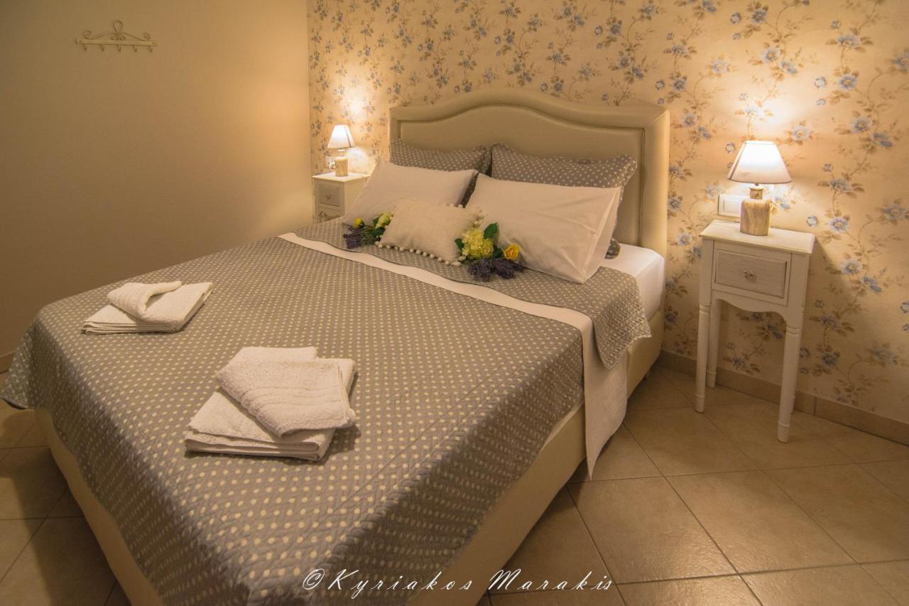La Casa Del Vitsi Apartment Palaiochora Luaran gambar